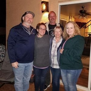 Meet your Posher, Neva